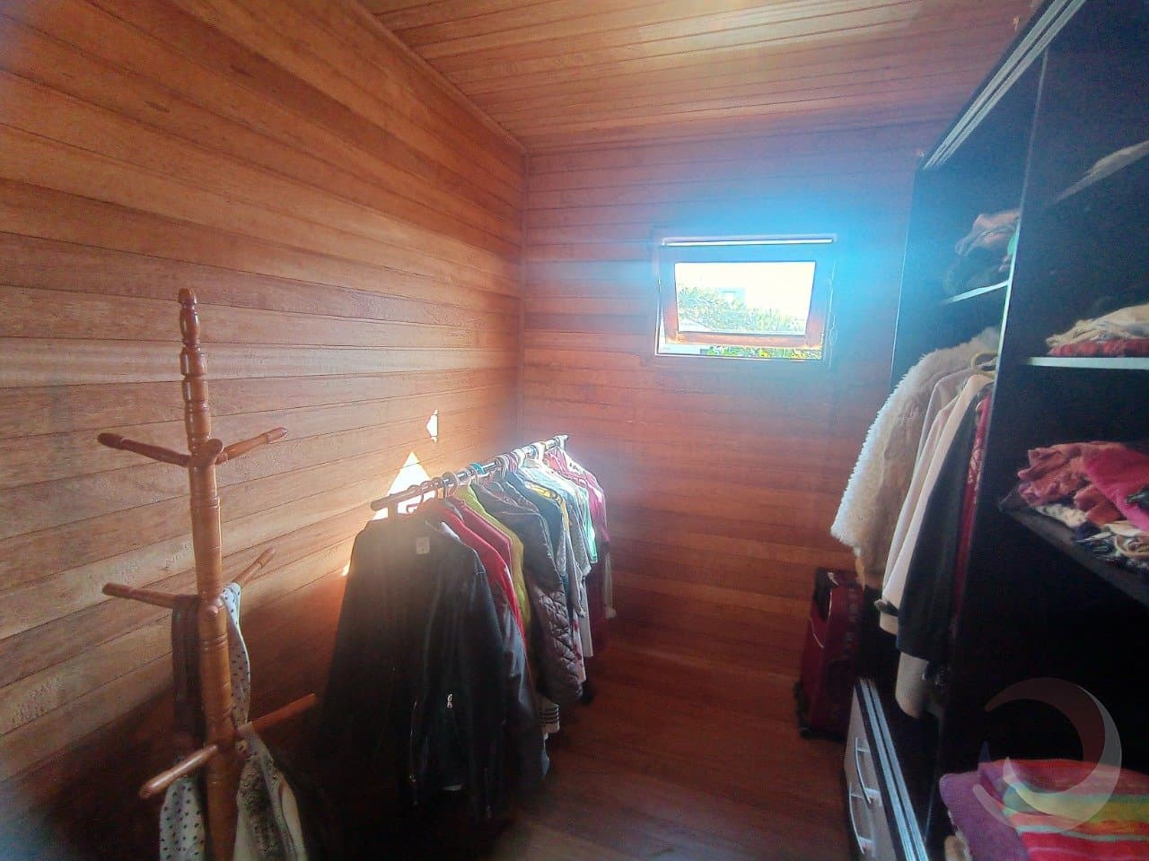 dk70e-is9Nx0Q6_29248646ba976cefae.jpg
