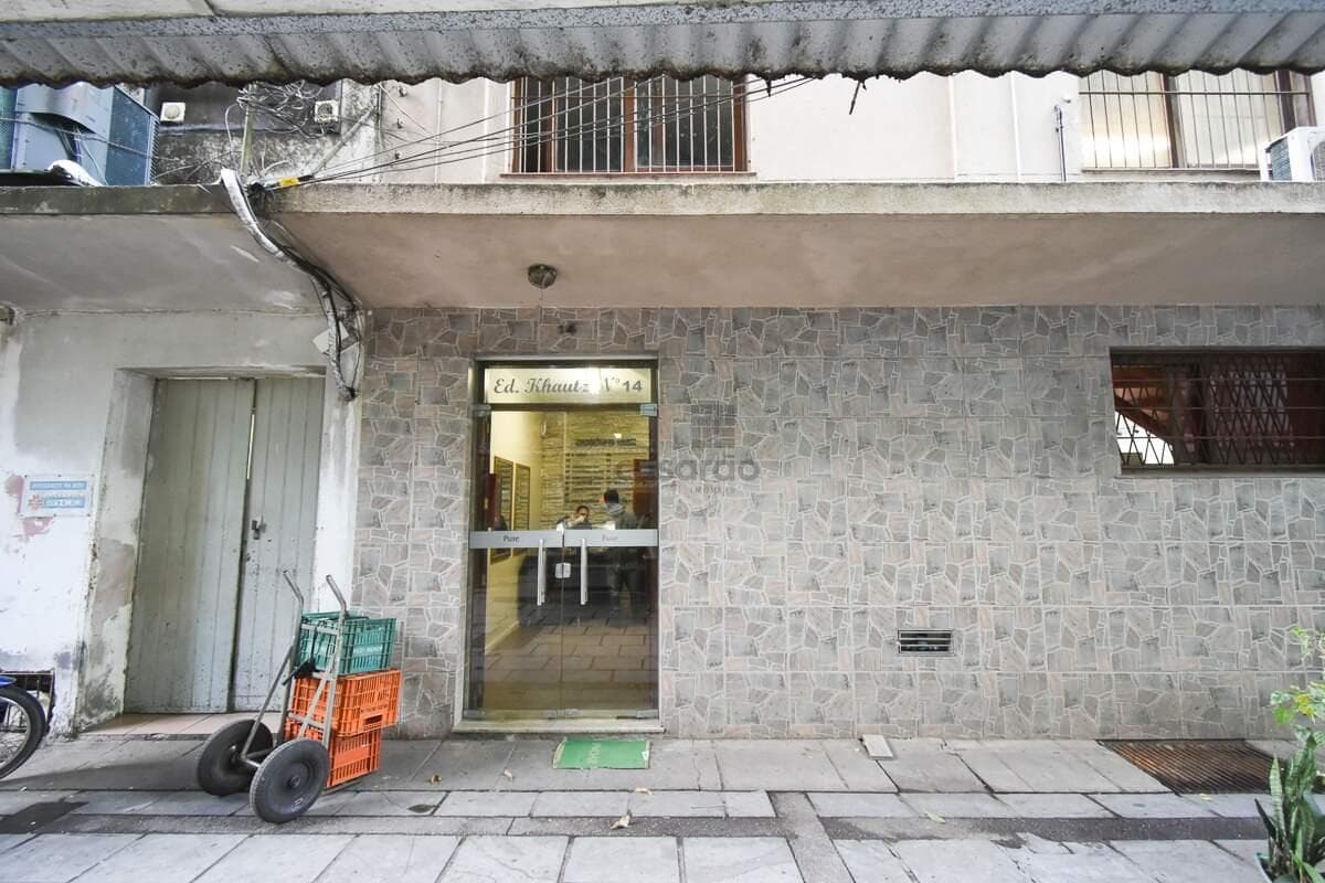 dk9gvh-sala-no-centro-fachada.jpg