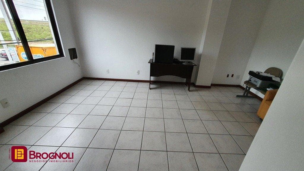 e404au-iesg3c7Y1f4fXs_382325fc92440cc6b8.jpg