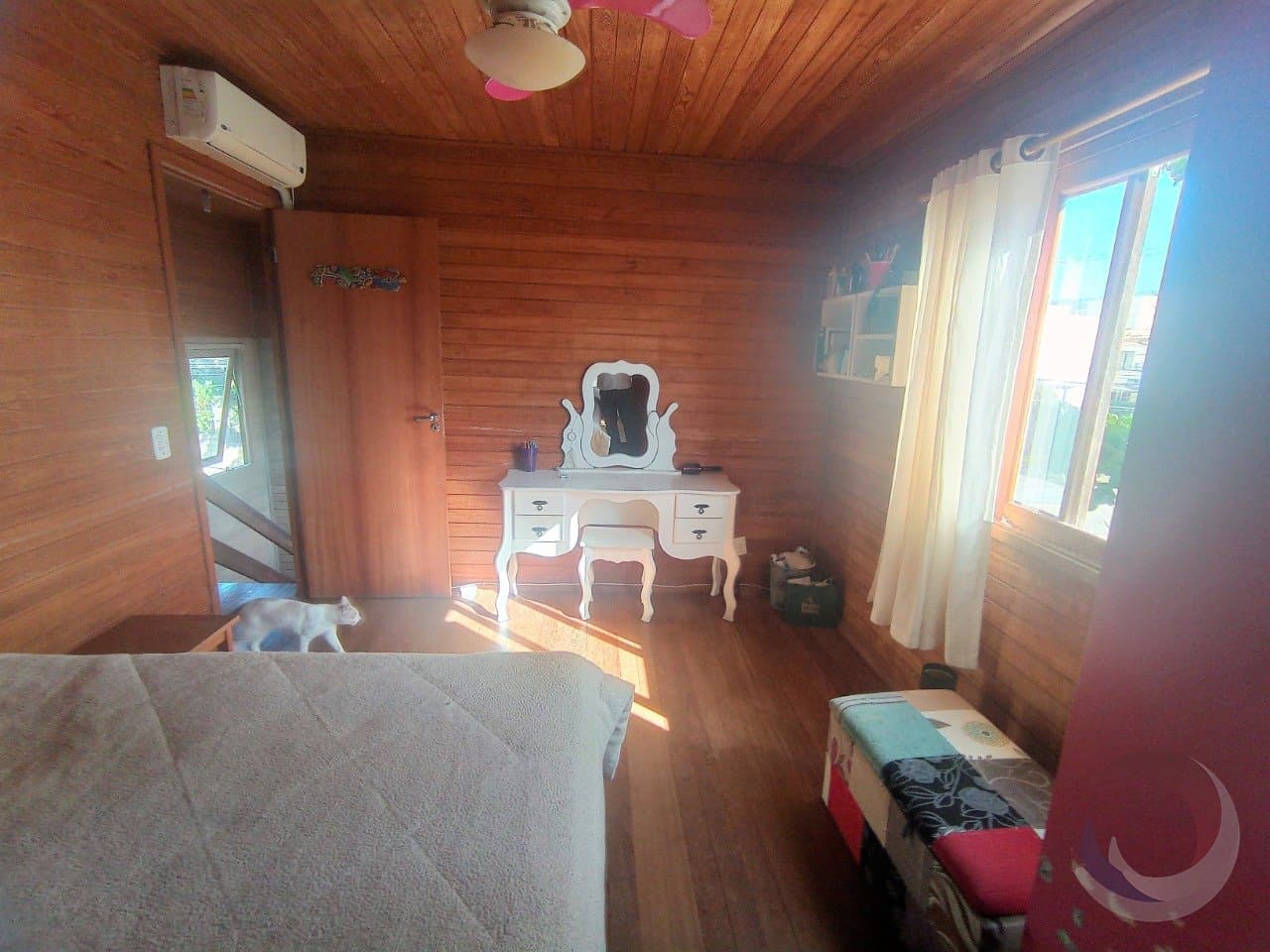 e5aaejo-is9Nx0Q6_29248646ba91043035.jpg