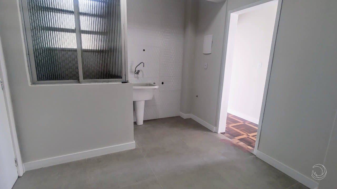 e7ne-i33SUWy5_34042666cadf42efad.jpg