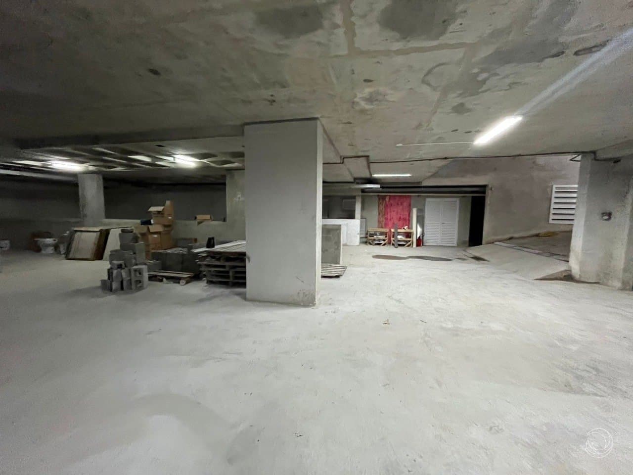 edfcgd-iK68x9KUzo811Bs678A_359886735f0dbba297.jpg