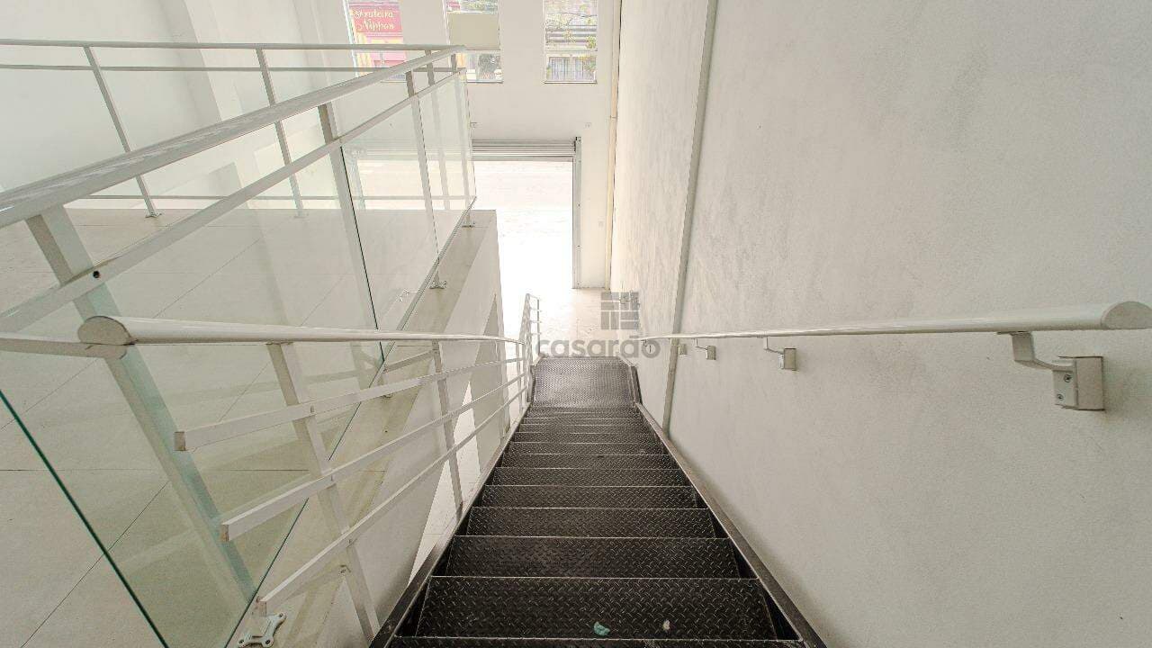 eexpng-casa-comercial-no-pelotas-escada.jpg