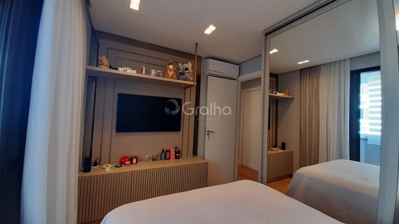 egxxqe-i4G3K79gd_2414868c1b30abbe9a.jpg