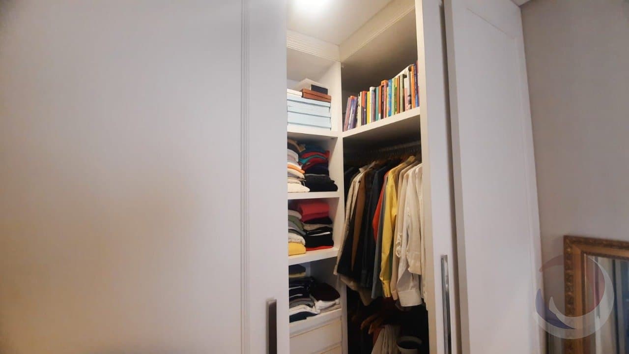 em9h14-i91B9n1w_3047764e0bb5b40171.jpg
