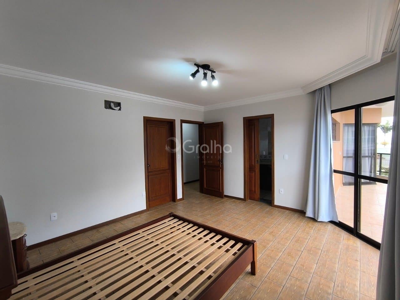 etemvs-i9J7213Ub9DK_39555689640fc5169f.jpg