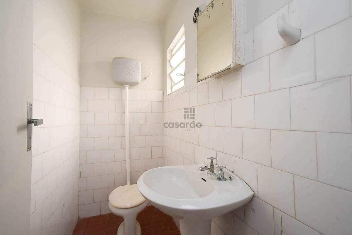ezs3v2-sala-no-pelotas-banheiro-social.jpg