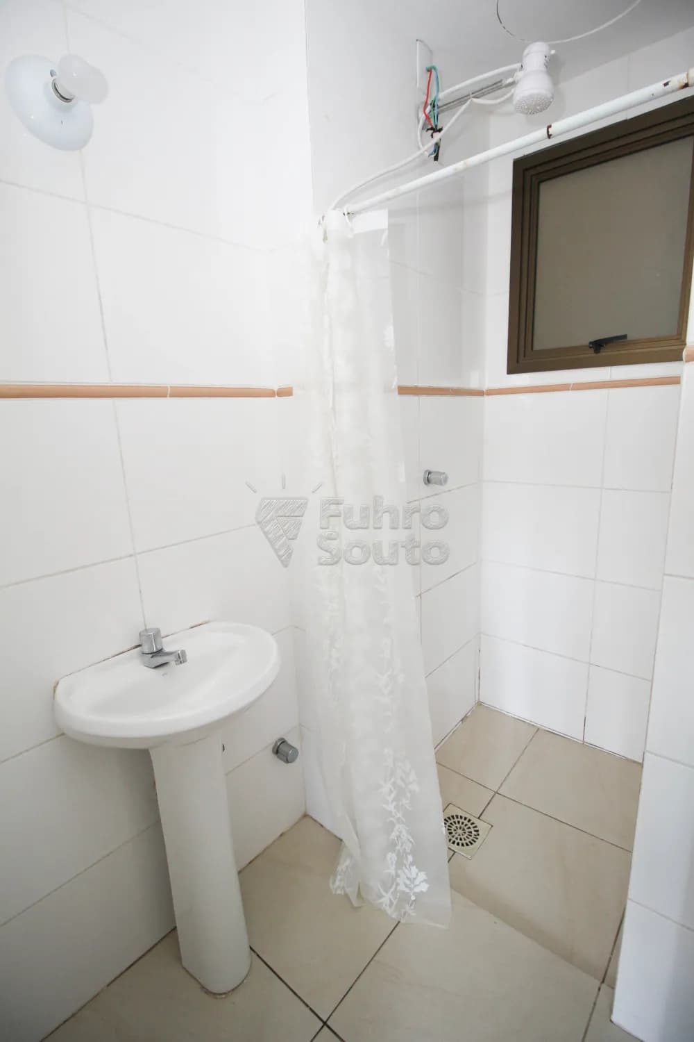 fa6w5a-banheiro.webp