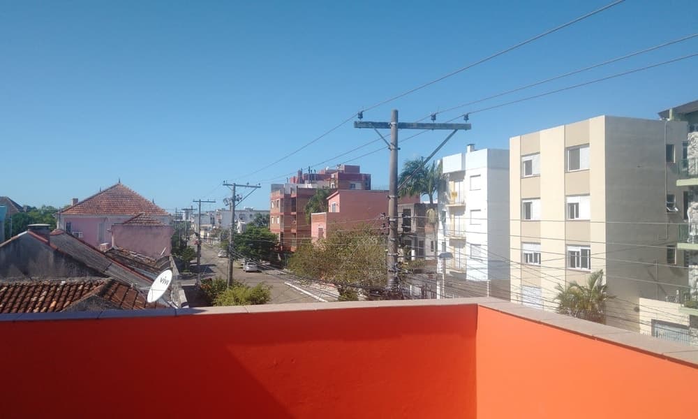 fe8c94d9-f3e9-454c-9213-26bcf9e37b88.jpg