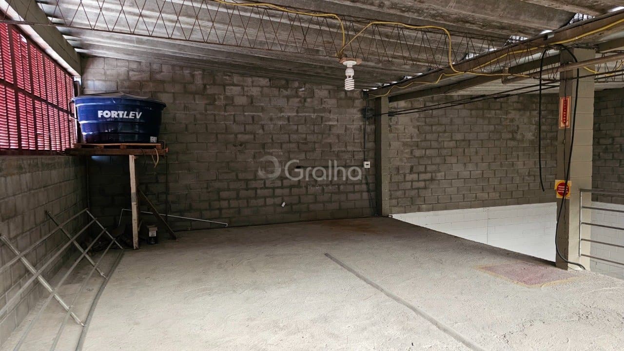 fgaqsh-iR5xU_39228687933a4b0579.jpg