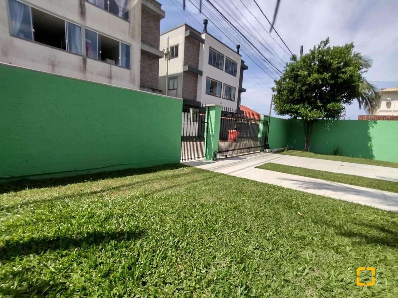 fiij-i174691yTo2Br971Rk_5723168ed4d7f8fee7.jpg