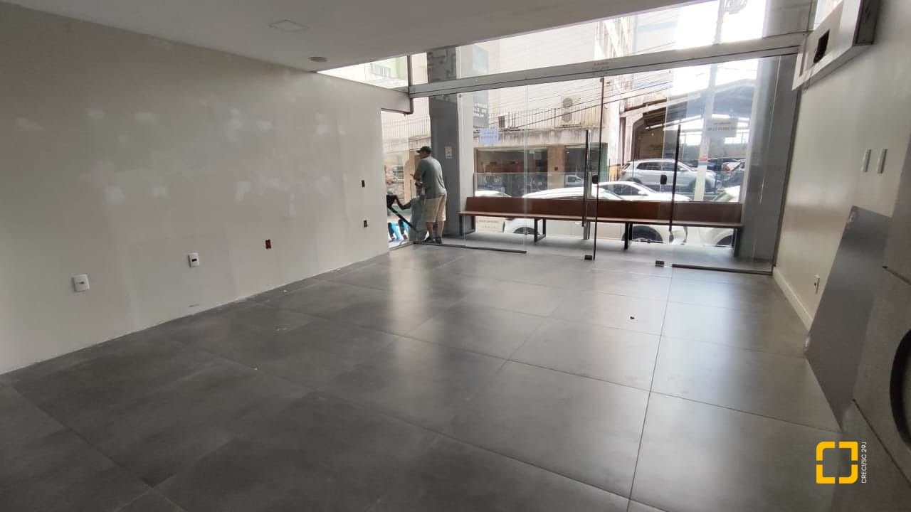 fucuoq-ie1WBM3J5Rf4E6_52459679934ae9d7bb.jpg