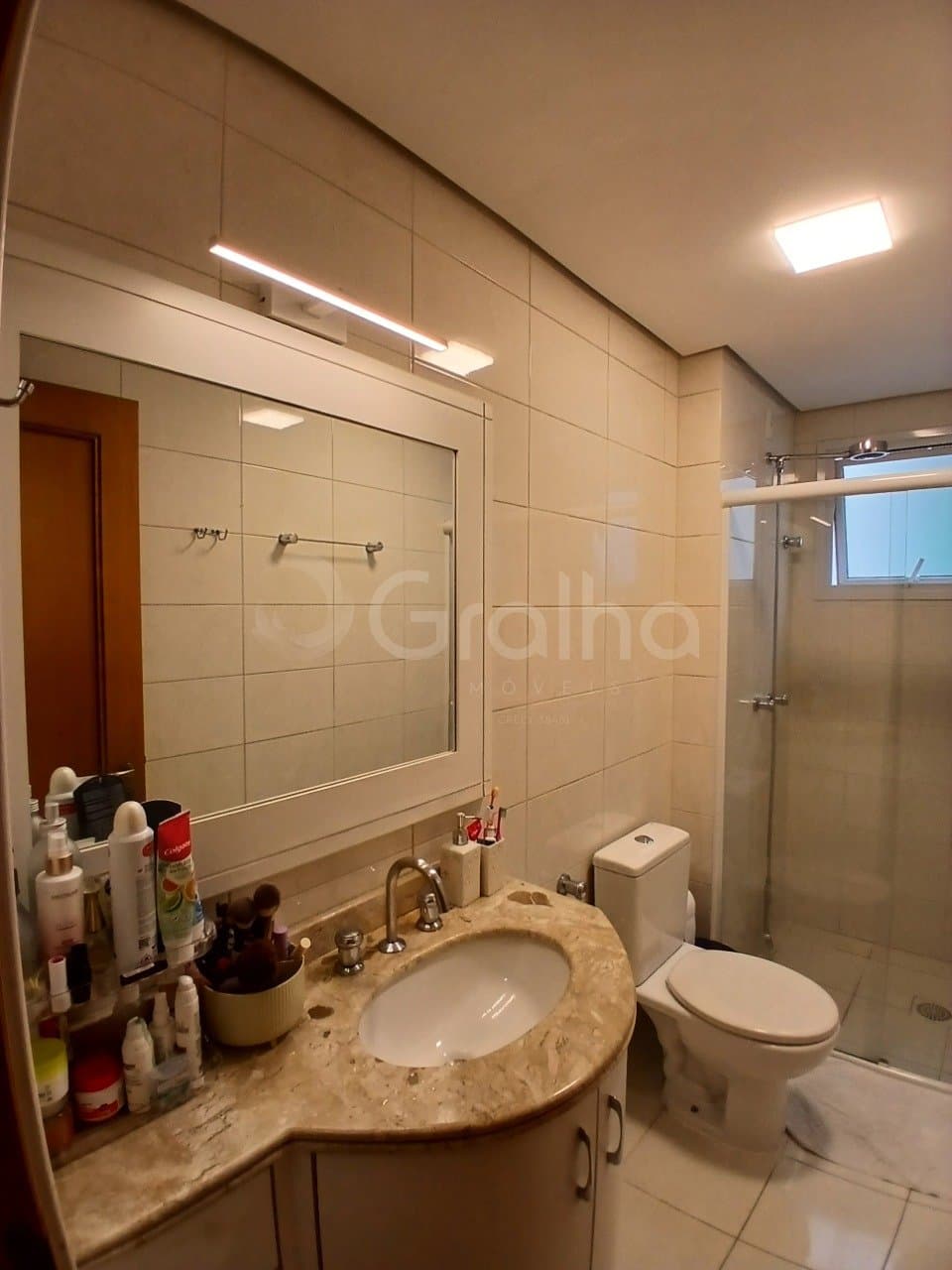 fui96k-i9qZAA_4067169025ac4c40be.jpg