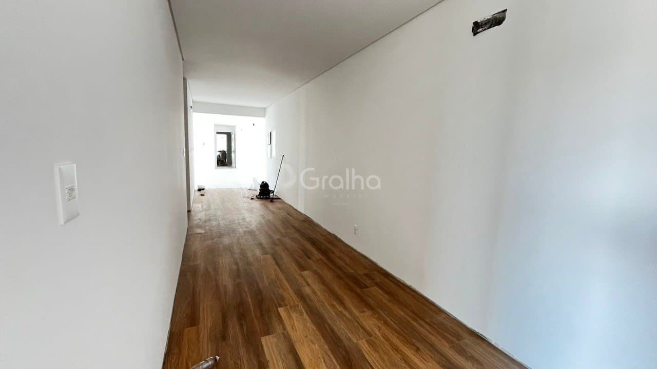 g56rk-i179ls4XZk7D_385916840a4d9a7ab7.jpg