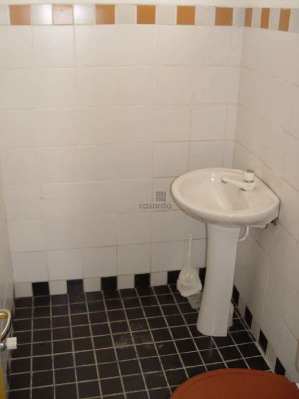 g6u57p-casa-comercial-no-pelotas-banheiro.jpg