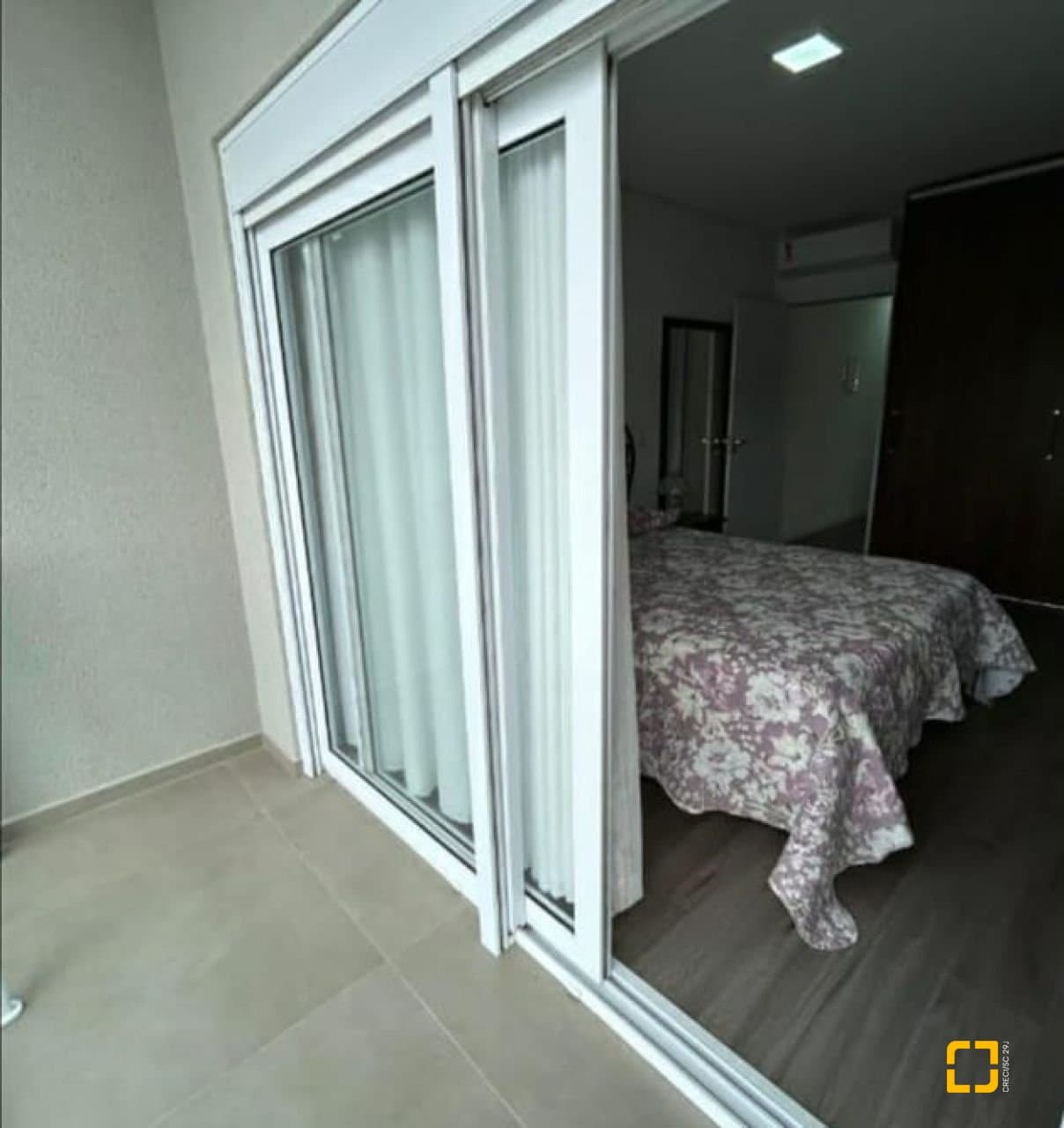 gajydf-i931zuZ52G4_55279684072300b74b.jpg