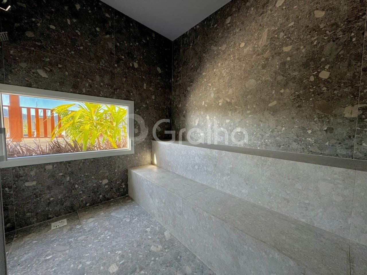 genam-iBN68MG9A4JN2W6IQ_4030868dedb545d617.jpg