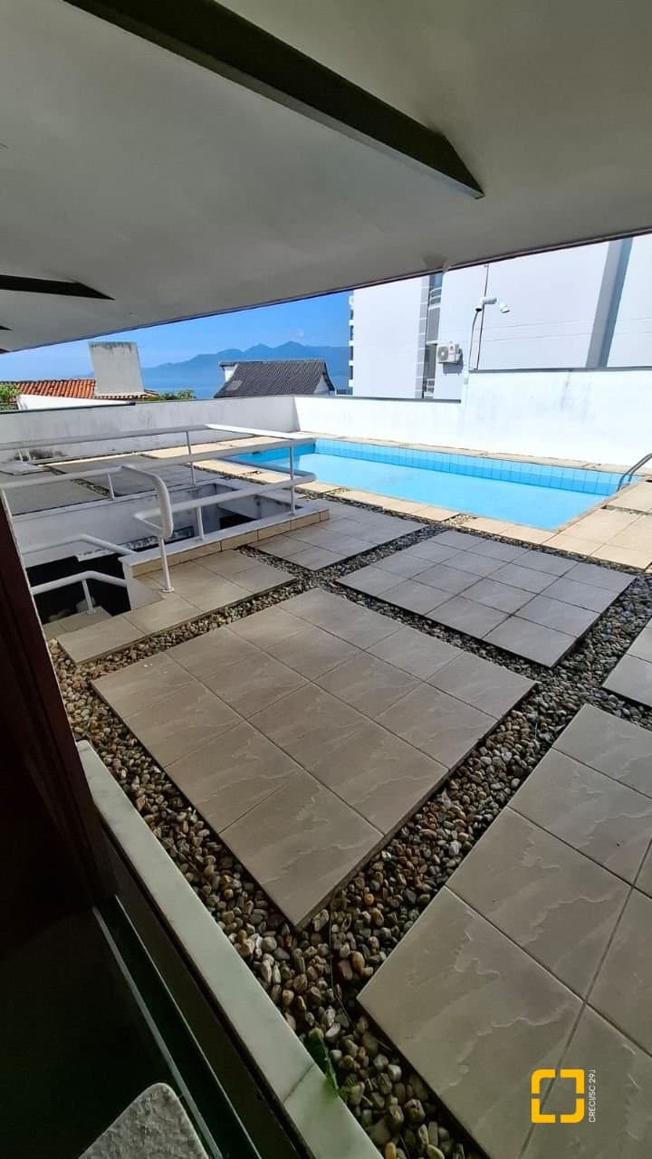 gfzfy-piscina.jpg