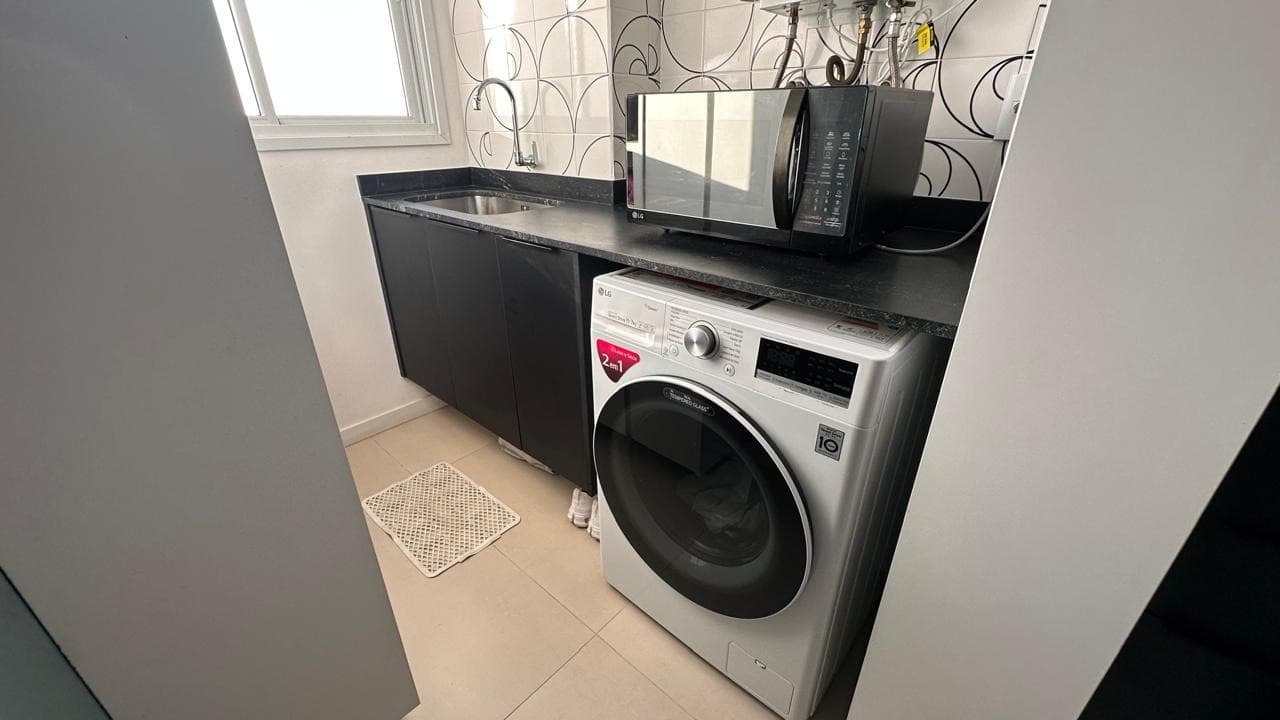 gkkbqa-i4pLVI8_4010068cc05bb8db78.jpg