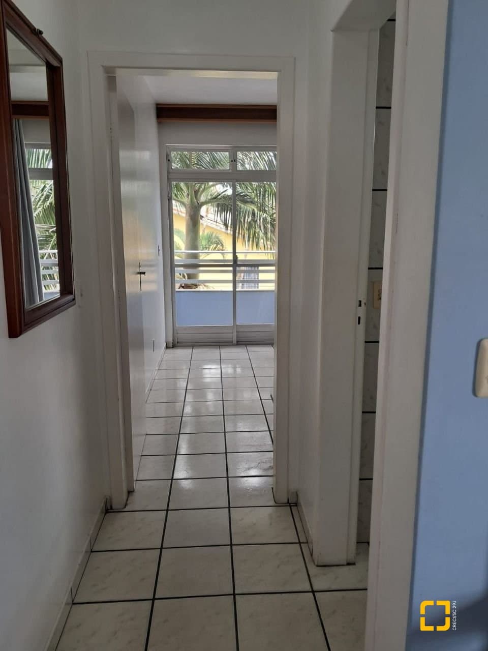 gyi3fh-iX1J72_5087967324d1ae6b42.jpg