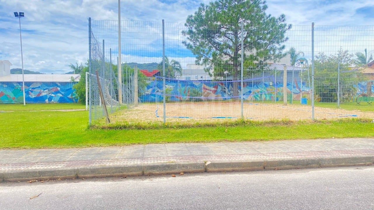 h0c05j-ij584yX9H71_42138699f2543e95a0.jpg