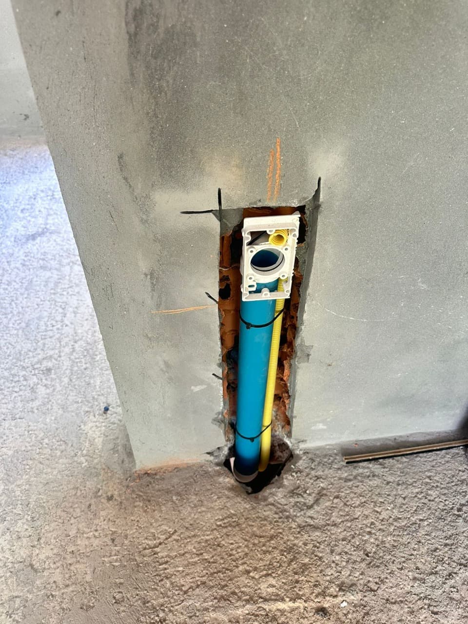 h3tq98-ii3wnooqJSR7I_36556677fb6d20d12e.jpg
