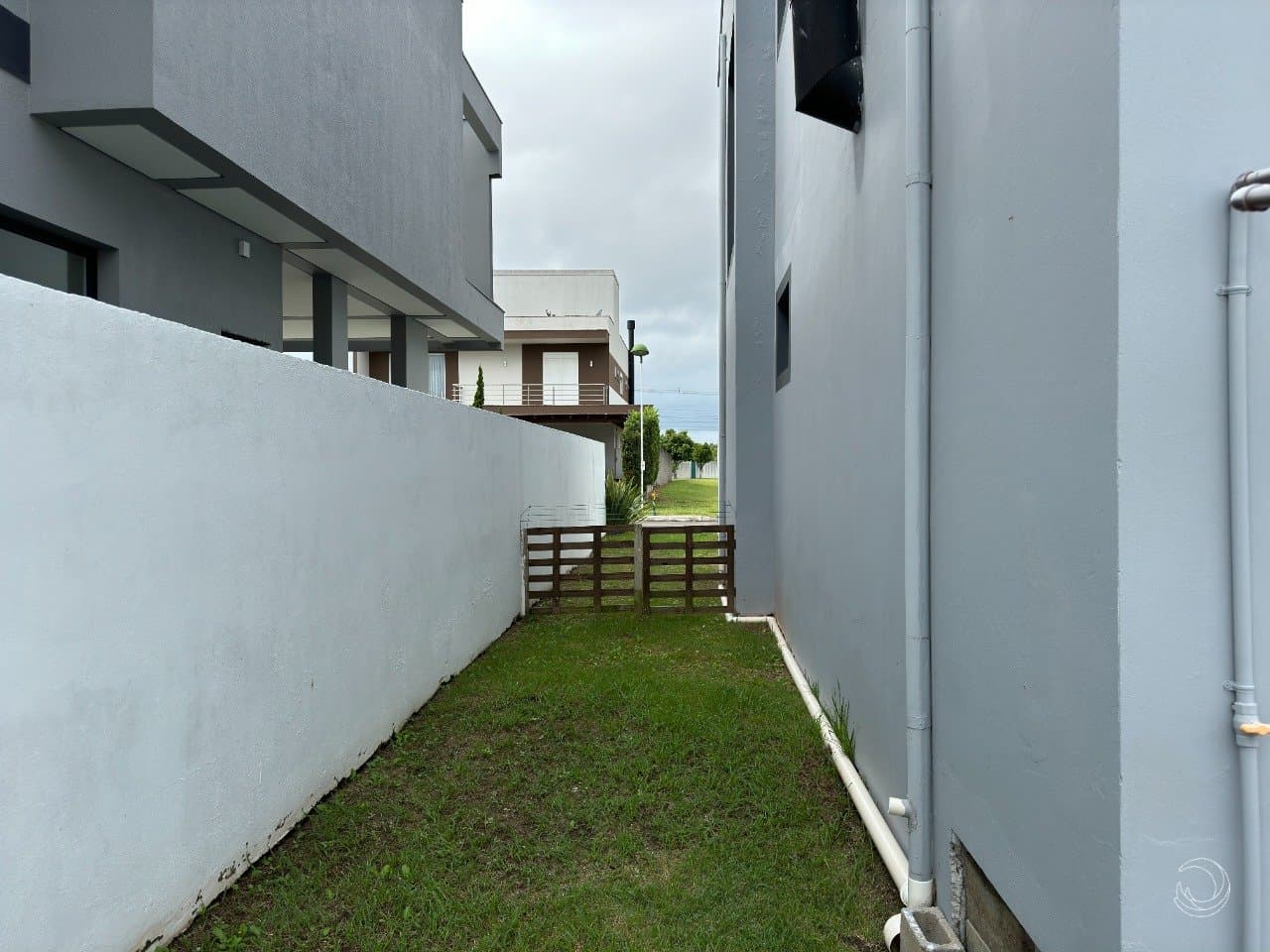 h7699f-i16SjIXgEP8wC593N_217786616e035bab33.jpg