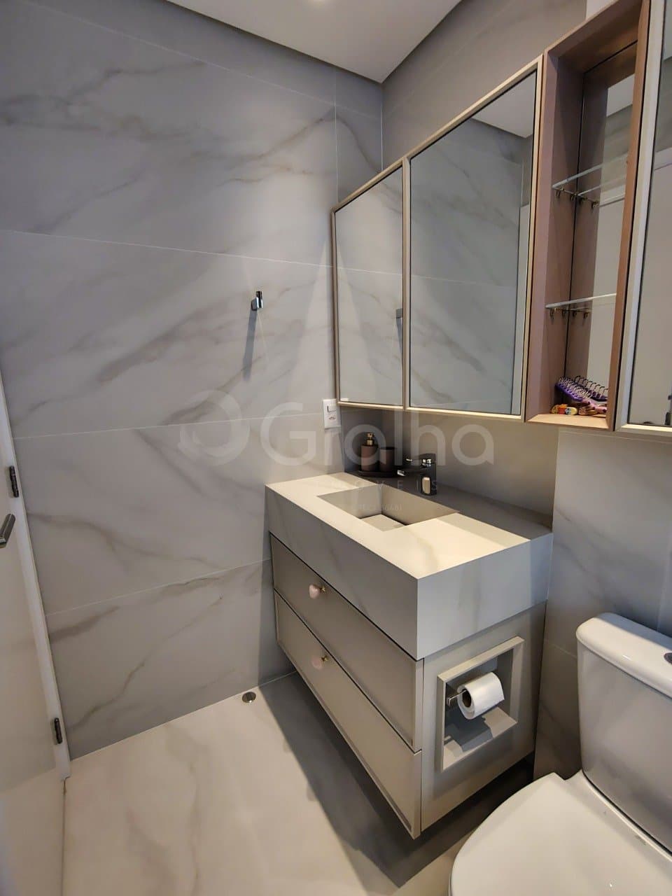 hfchl-i1139k6BTKU9BL8NE1_4291669e28c0ee22ee.jpg