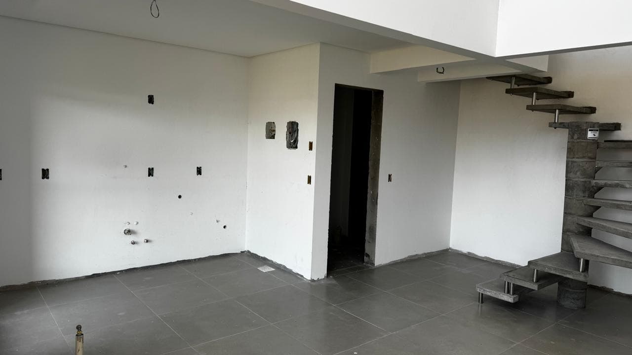 hgy9sh-iIEnc184_2709968c0763f53426.jpg