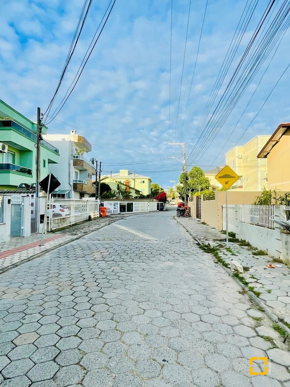 hled8-iN7AKO_54823682509ad20bd7.jpg