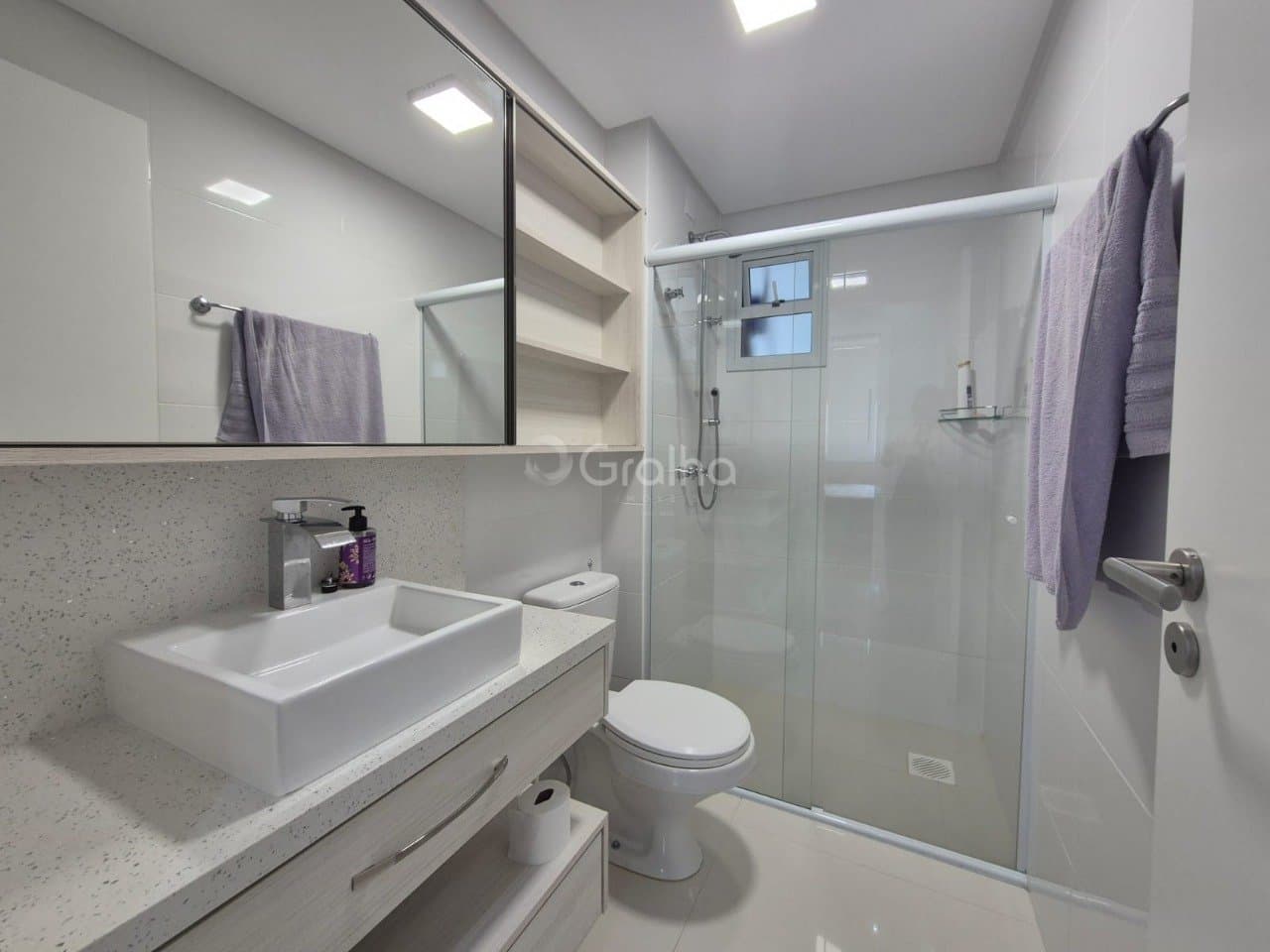 hnu11l-i7Ci2Os598Z_38009680ce65443a9b.jpg