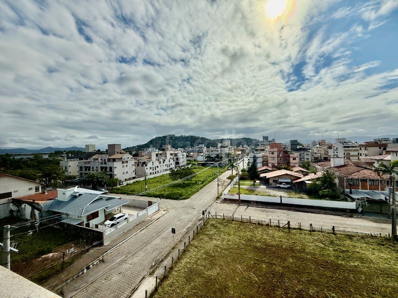 hscnv-i8yUa2_408736915d9f0a74f0.jpg