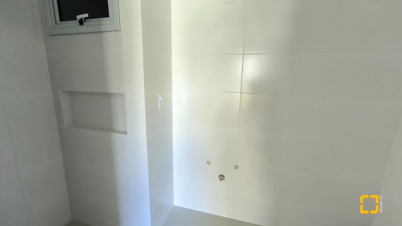 hxkf6m-iUj2lr73T4J9W7T_5535468487b7b8fcf8.jpg