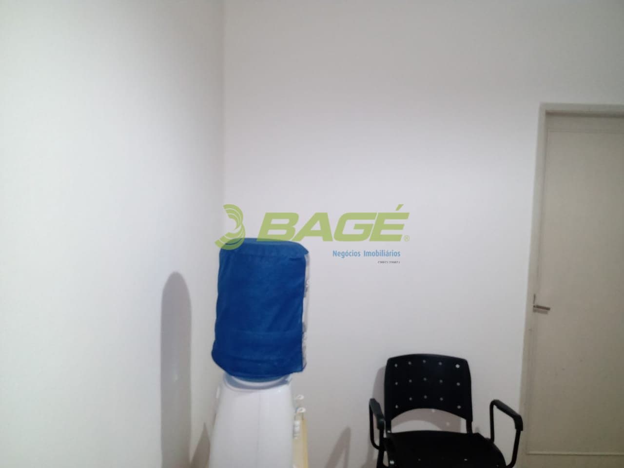 iR2gw1912276Ehz_7249626aed0f897ab.jpg