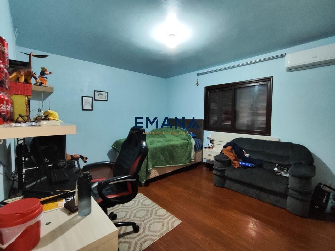 ig9J23V33q79692I_826678aae459ef90.jpg