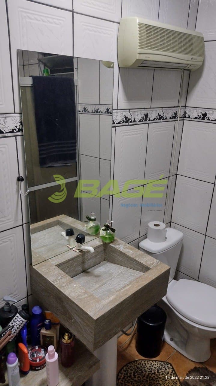 iku369x326NJZH_69736245e9fc1864f.jpg