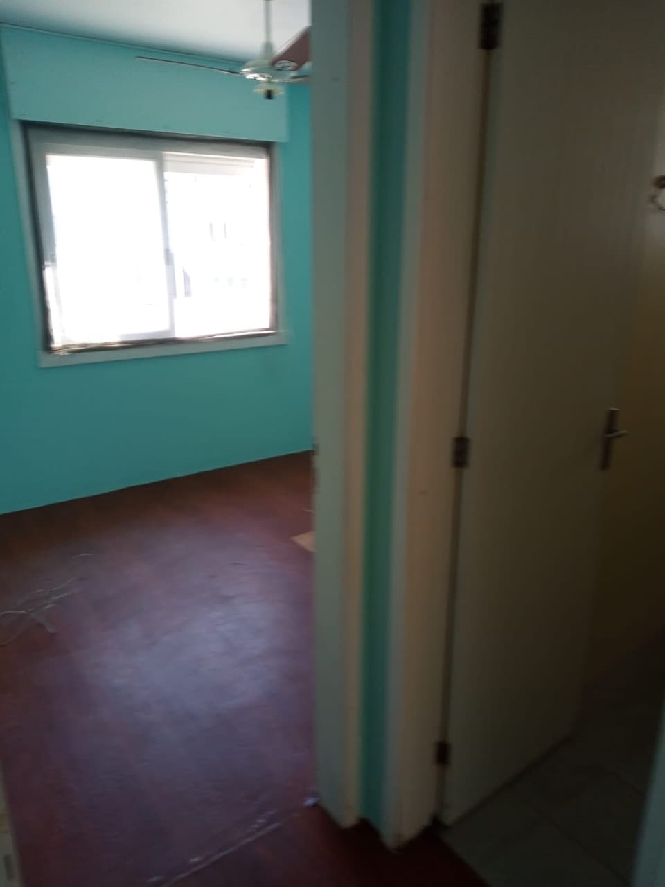inz1872Lx2_54265b938d925122.jpg