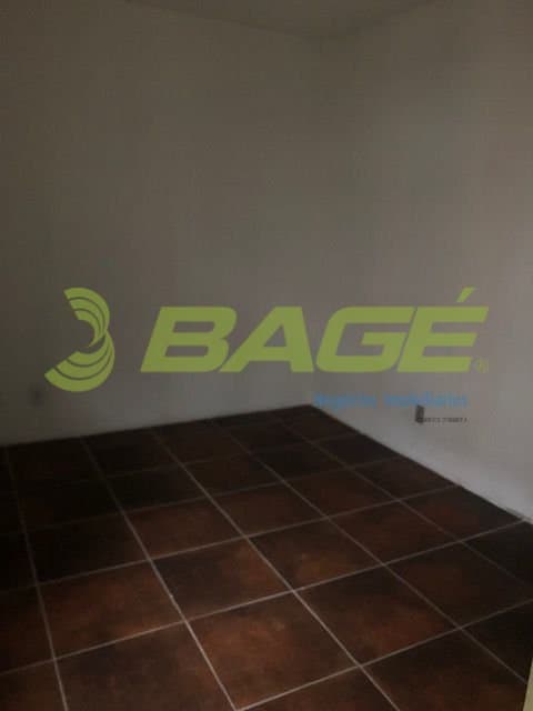 io3k1q_514161799817bf239.jpg