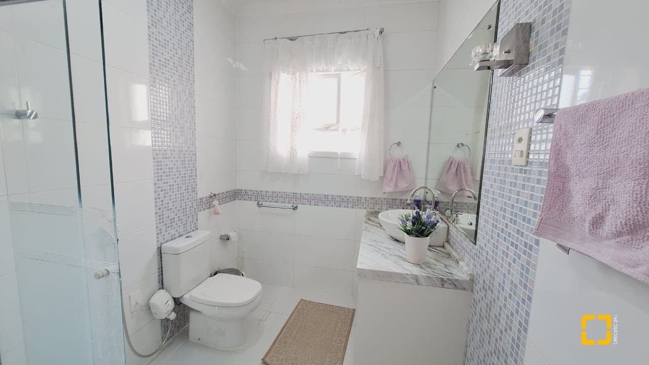 irpceh-i7zo6Y_56637689e4607aa0c3.jpg
