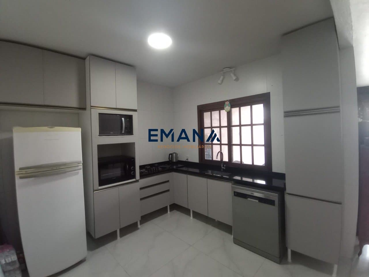 itUi4K58954vK9zh_7846744ca52e28a4.jpg