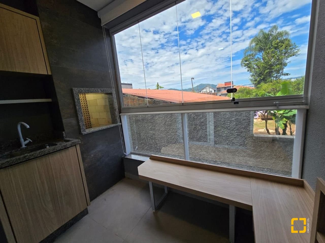 iun4bd-i3XDr_52590679d2994b9609.jpg