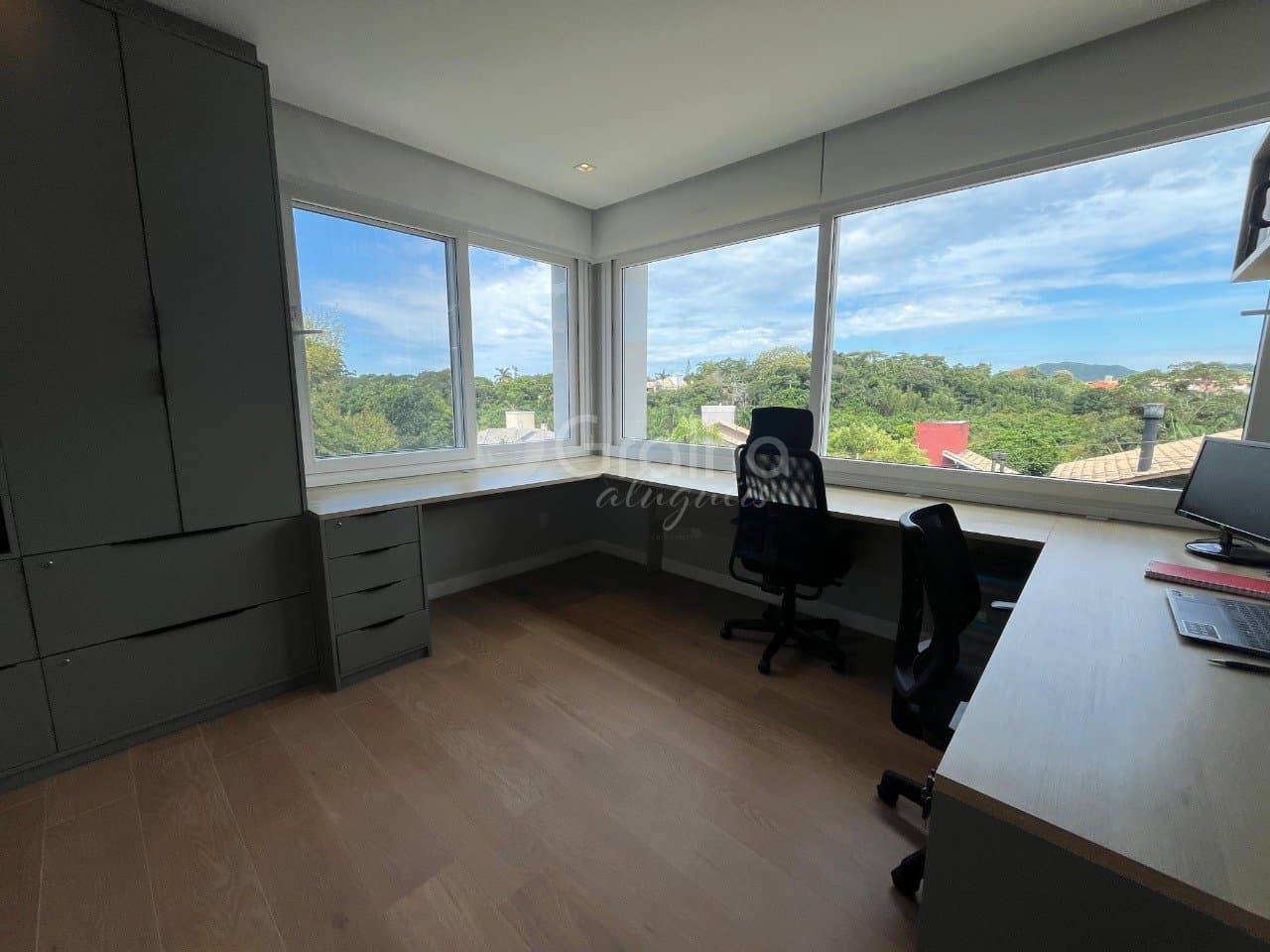 ivufep-iD8D67f125FI_2875769caa43d24904.jpg