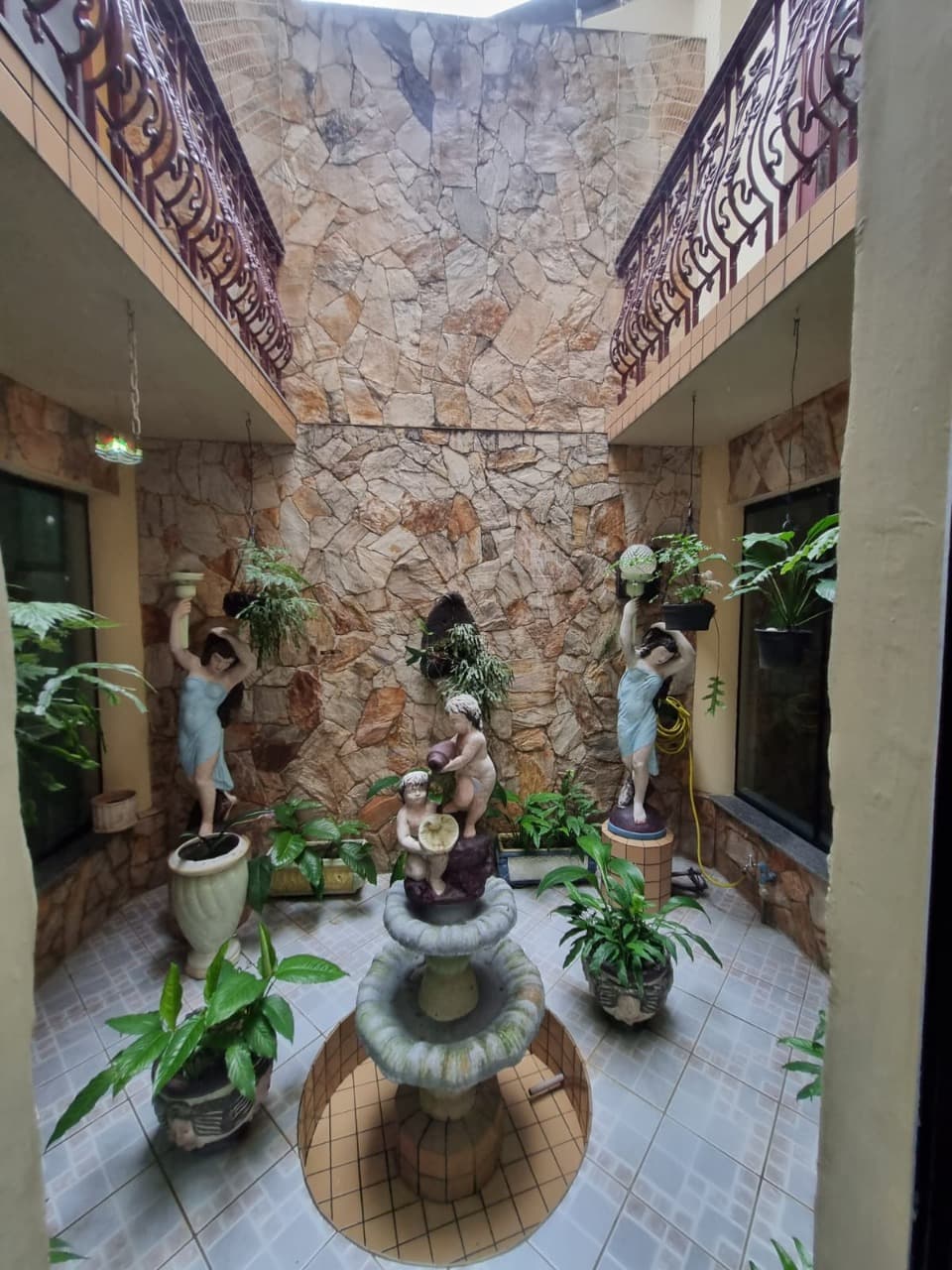 ix8ll-iHSQ31a_3306366154866c648a.jpg