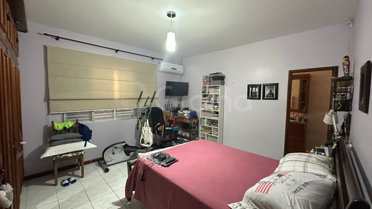 ixsxx7-ipOnjia_418296980fd974ccfe.jpg