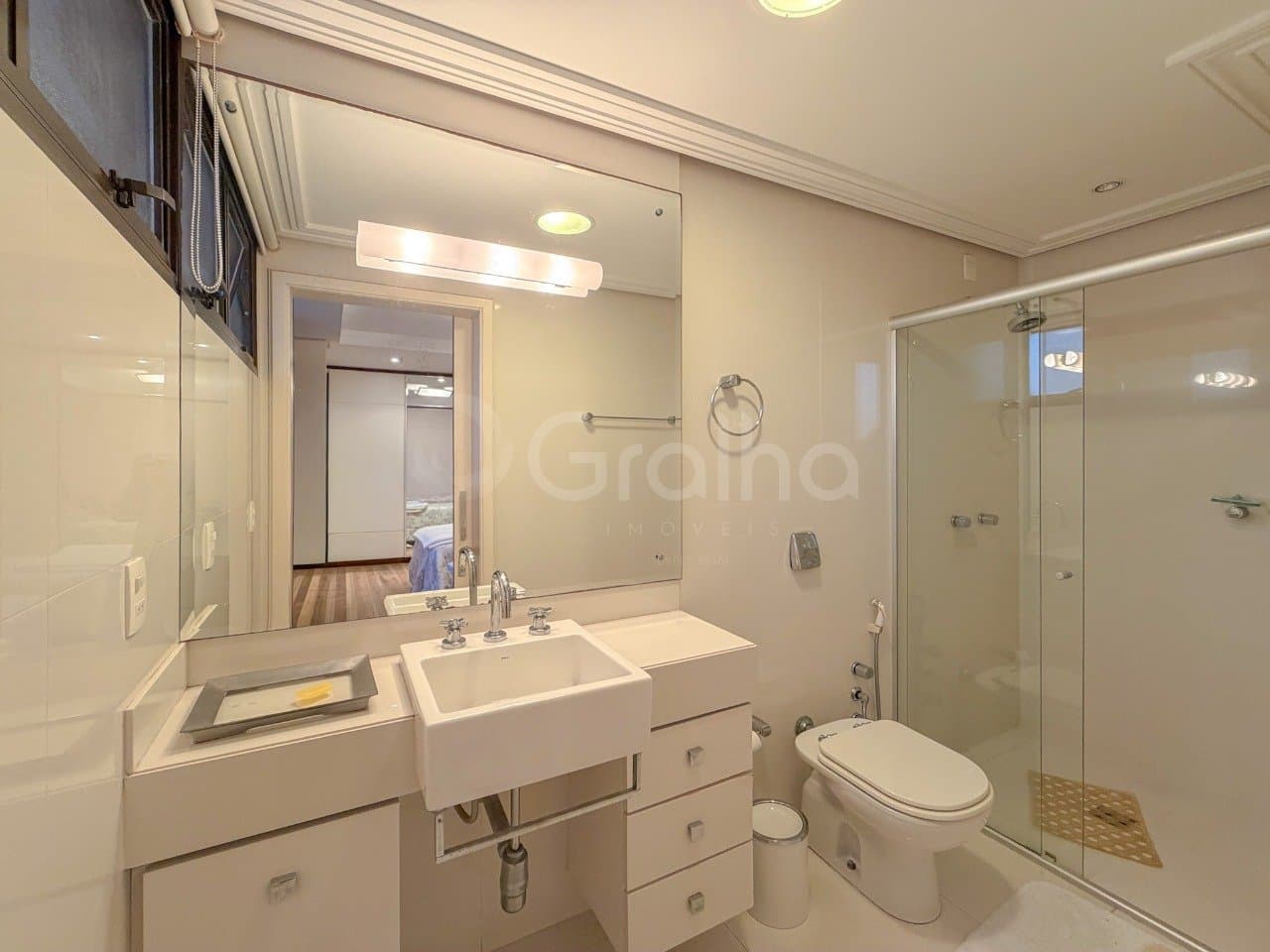 j2rarq-it338_433096a185a7fa008b.jpg