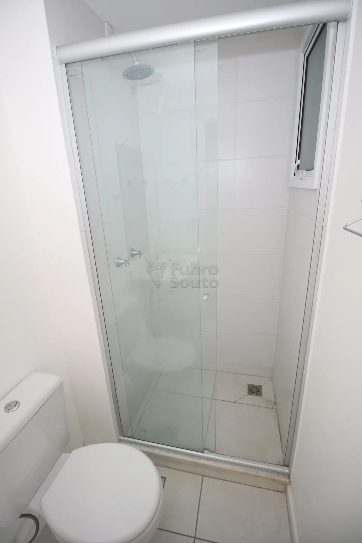 j2txdg-banheiro.webp