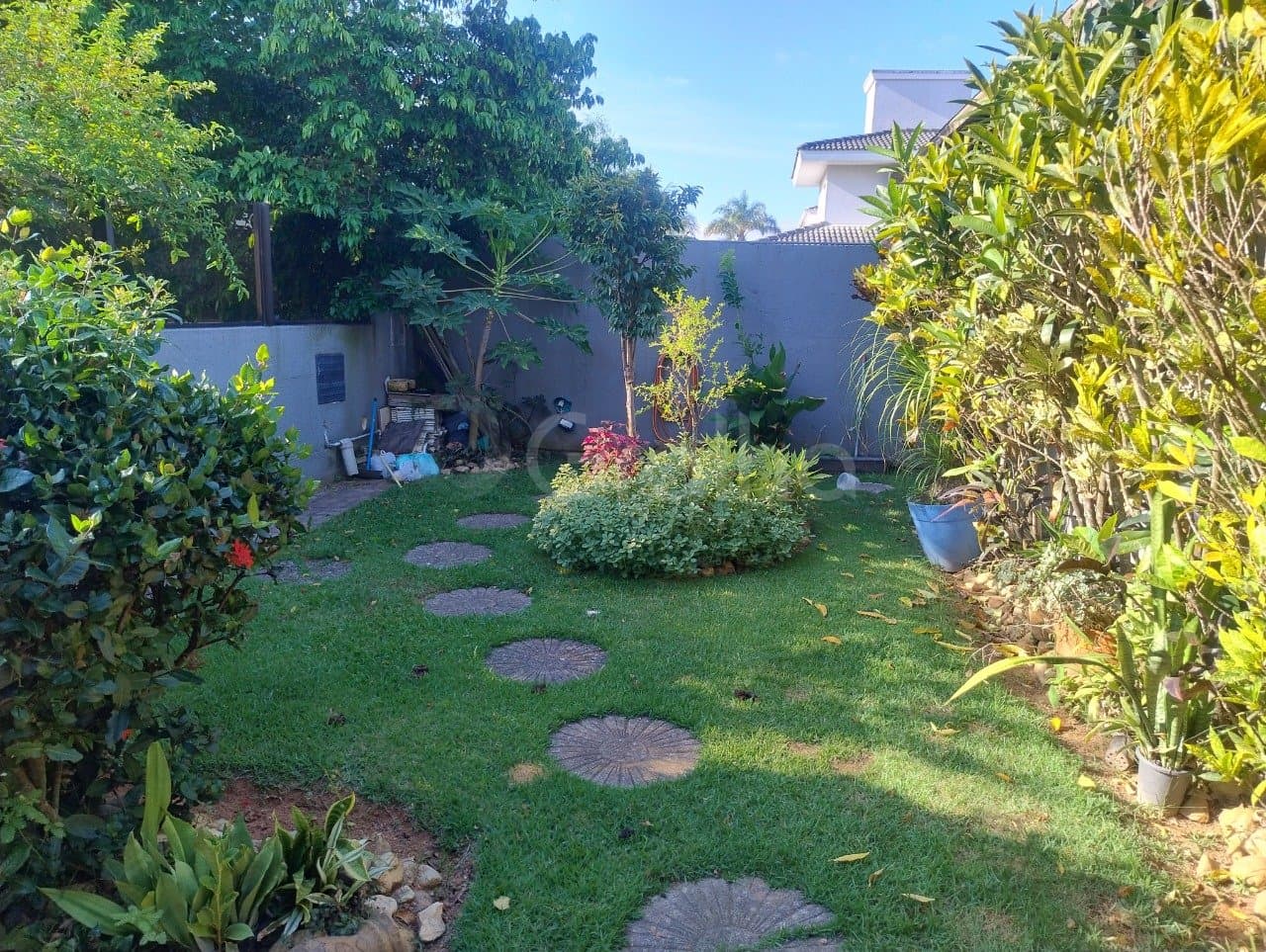 j6w8js-iez33uQ94j42_4270369e11ee0dfeb5.jpg