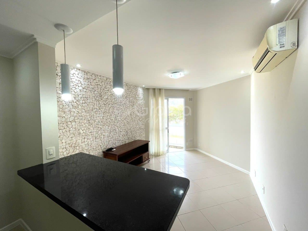 jn01y-iG65s25_2874069bd6b9586545.jpg