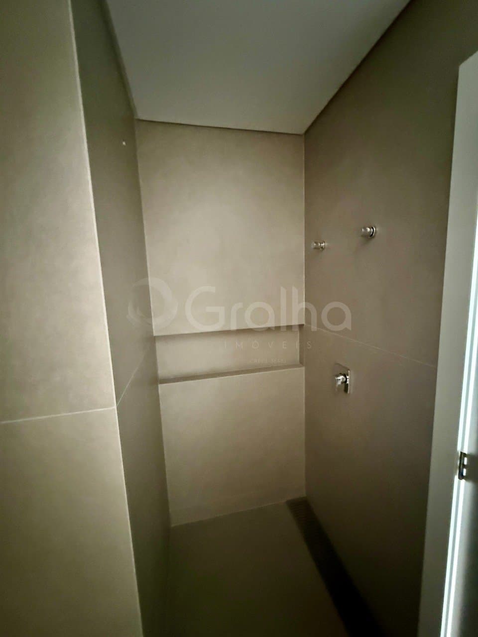 jnh45-ijm9Ig3K2f9kGG478_4034968e92db97f03a.jpg