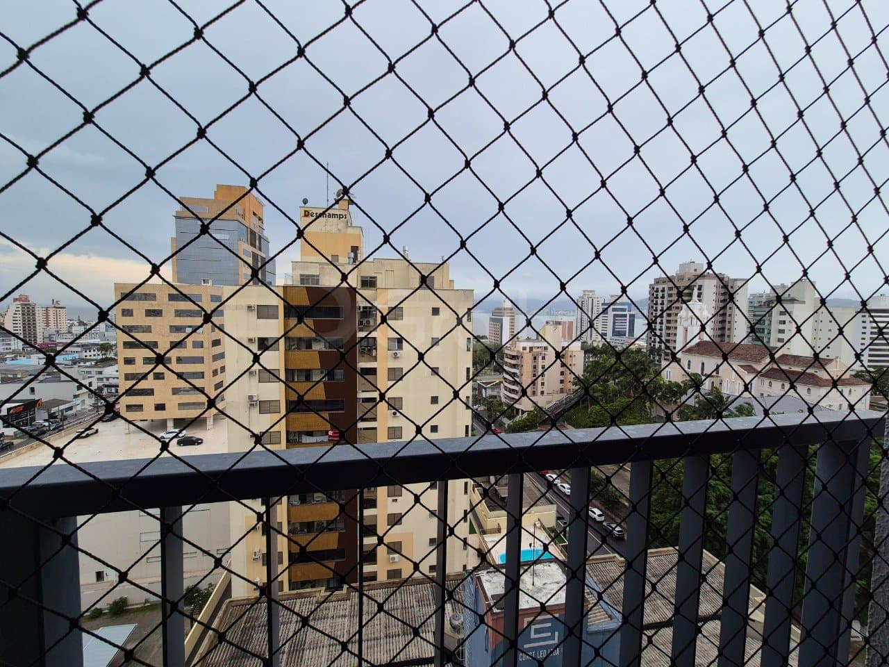joul9-i4XVYMJxo47_4147169611020194a2.jpg